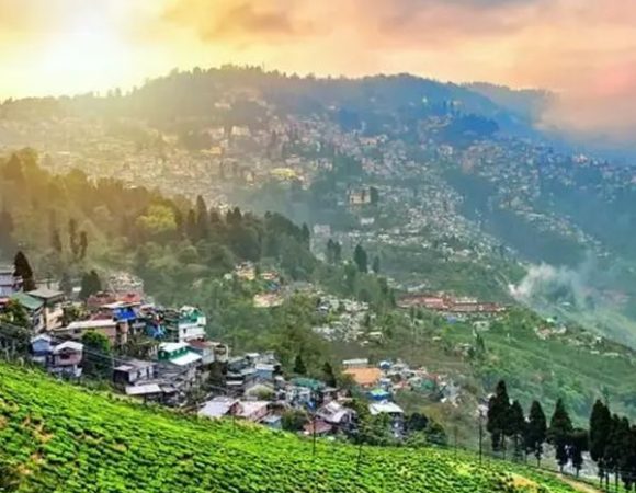 Darjeeling, Gangtok : Flight Tour 5 Days